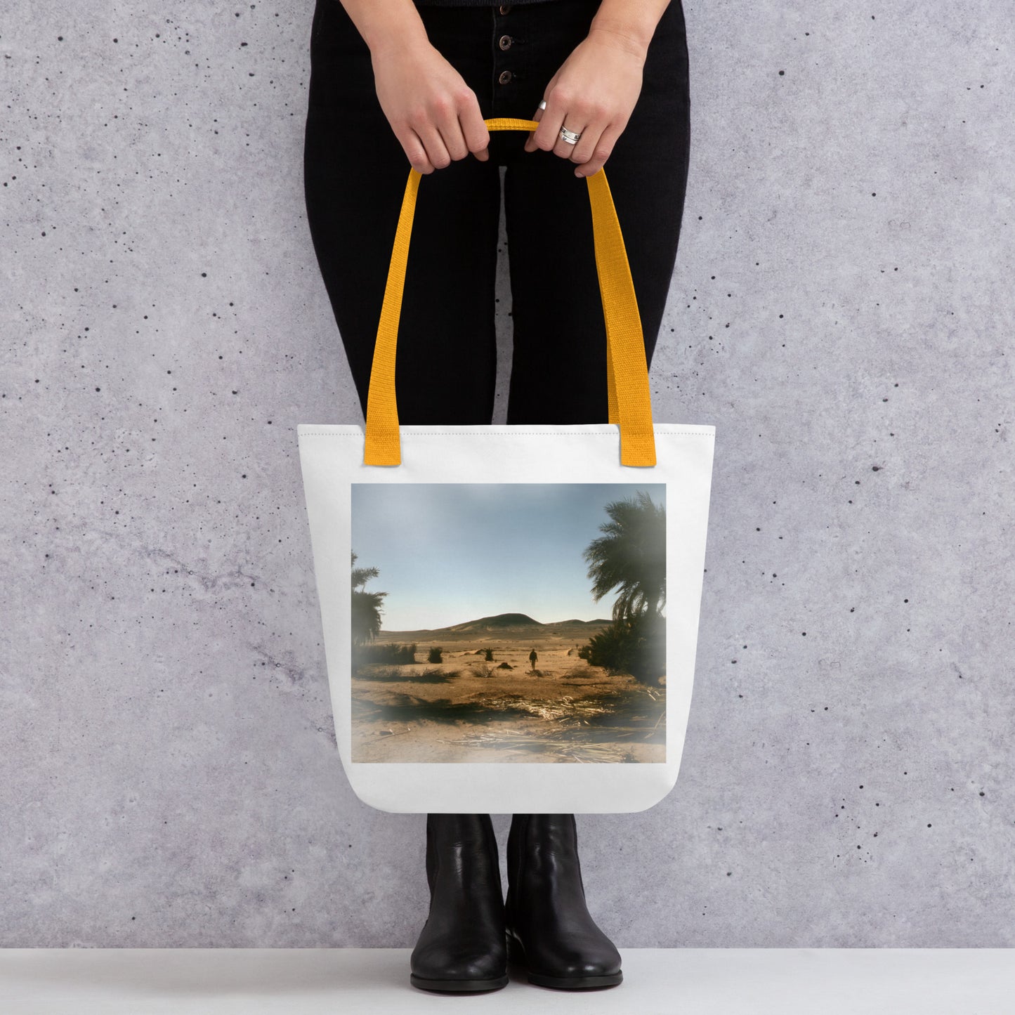 Tote bag