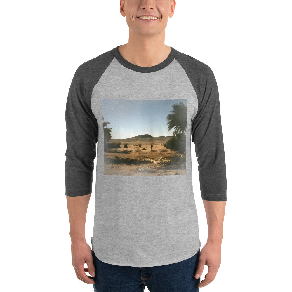 3/4 sleeve raglan shirt